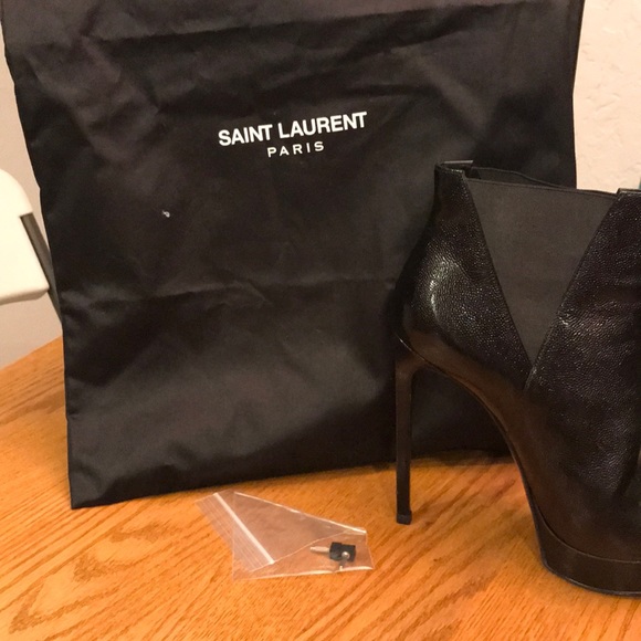 YSL janis Chelsea boots. Black. Size 38.5 (8.5) - Picture 4 of 6